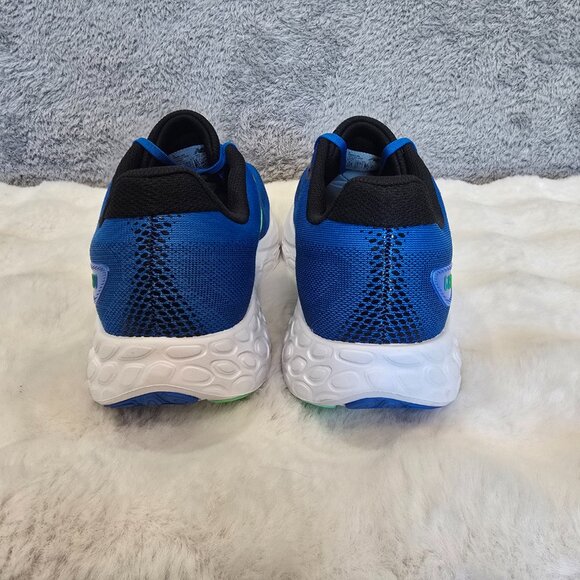 Athletic_Shoes